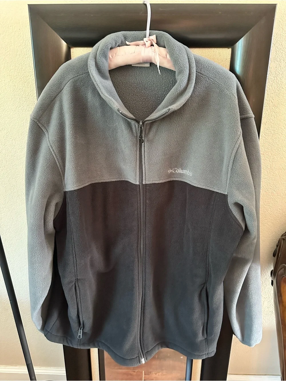 Columbia soft fleece